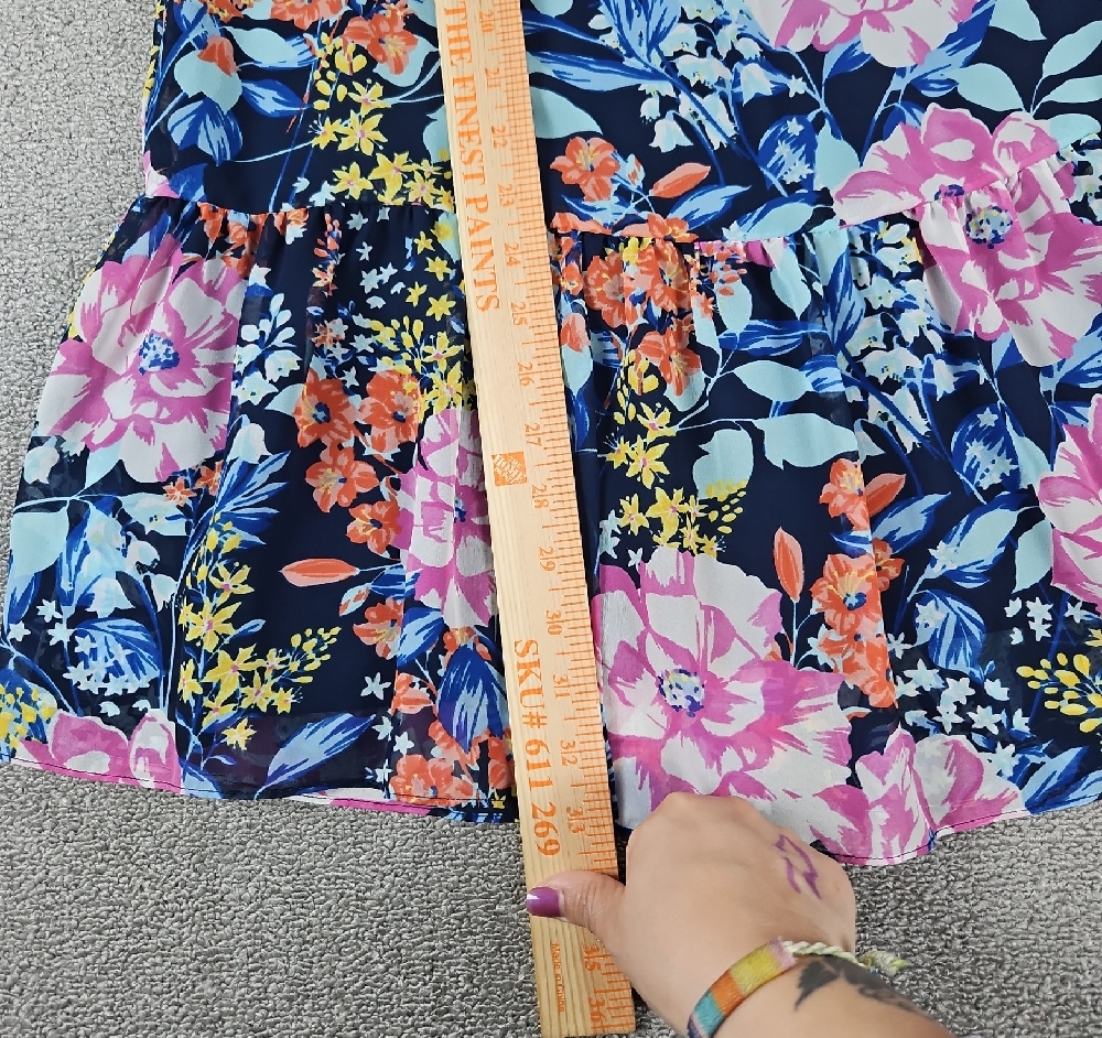 ROZ & ALI Size Medium Sleeveless Midi Back tie w/ pearls Floral Dress Lined - Picture 4 of 8